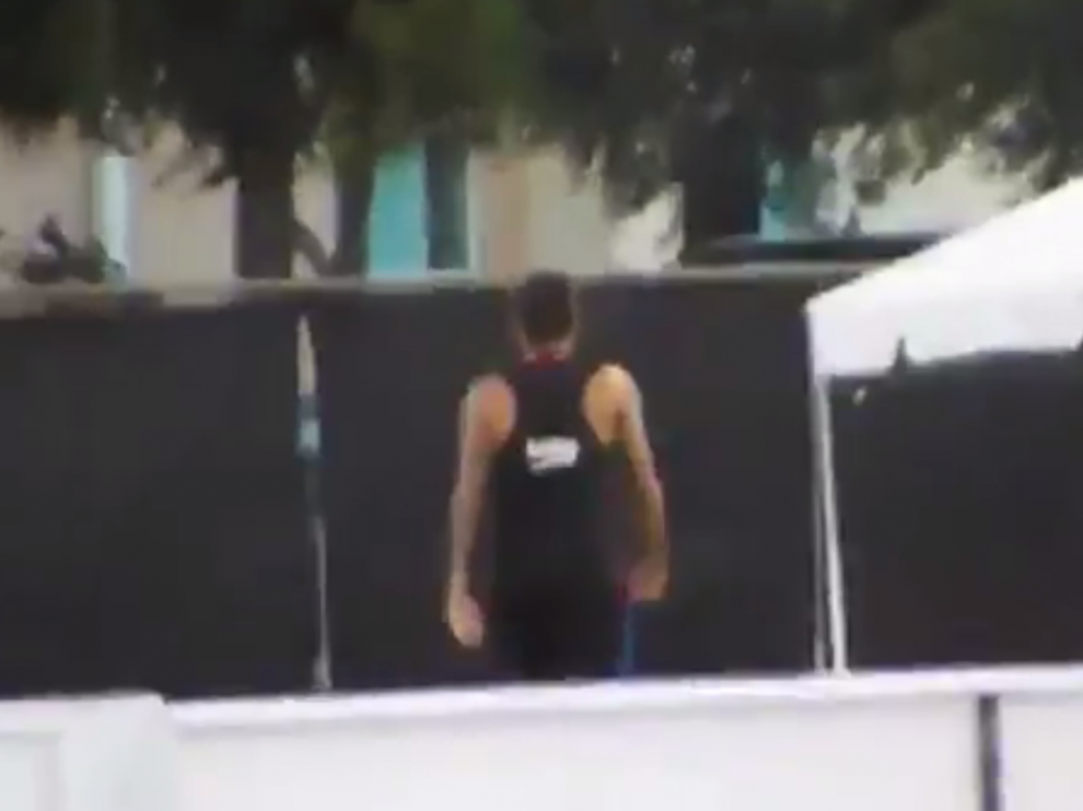 Neymar, abandonando el entrenamiento