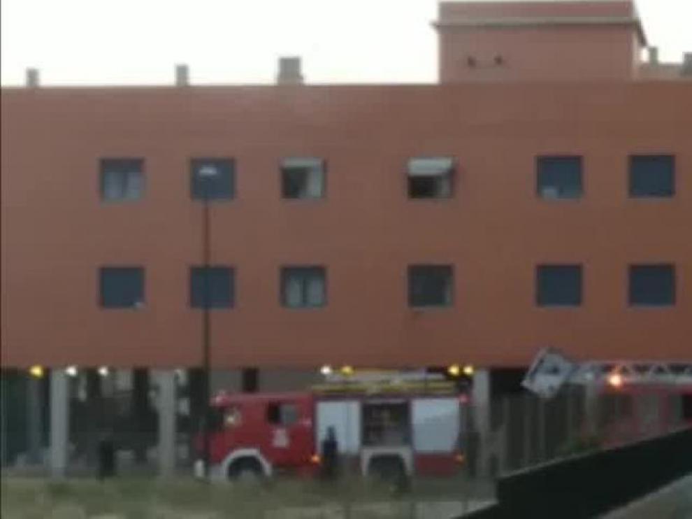 Muere un niño en un incendio en el barrio Oliver