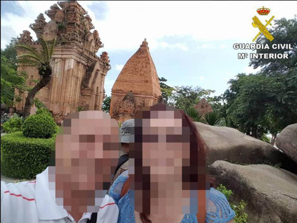Tanto ella como su pareja disfrutaban de exóticos y caros viajes por todo el mundo, de los que alardeaban en las redes sociales.
