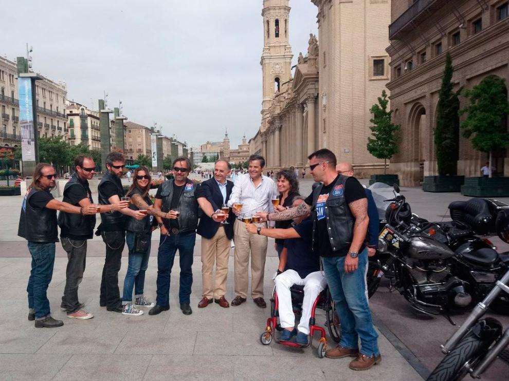 Estos moteros han concluido su gira en Zaragoza.