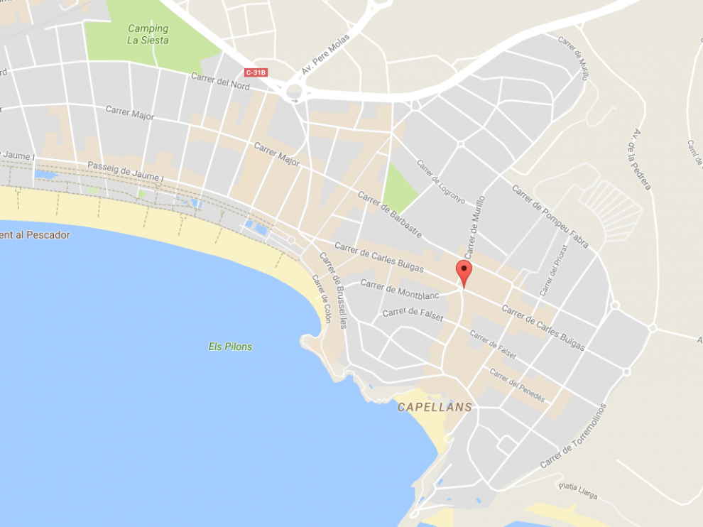 Ha sido apuñalado en la céntrica calle de Carles Buhigas.