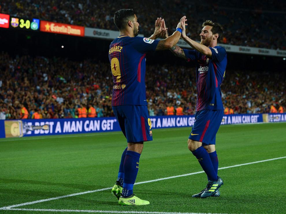 Suárez y Messi, peligros para la Juve.