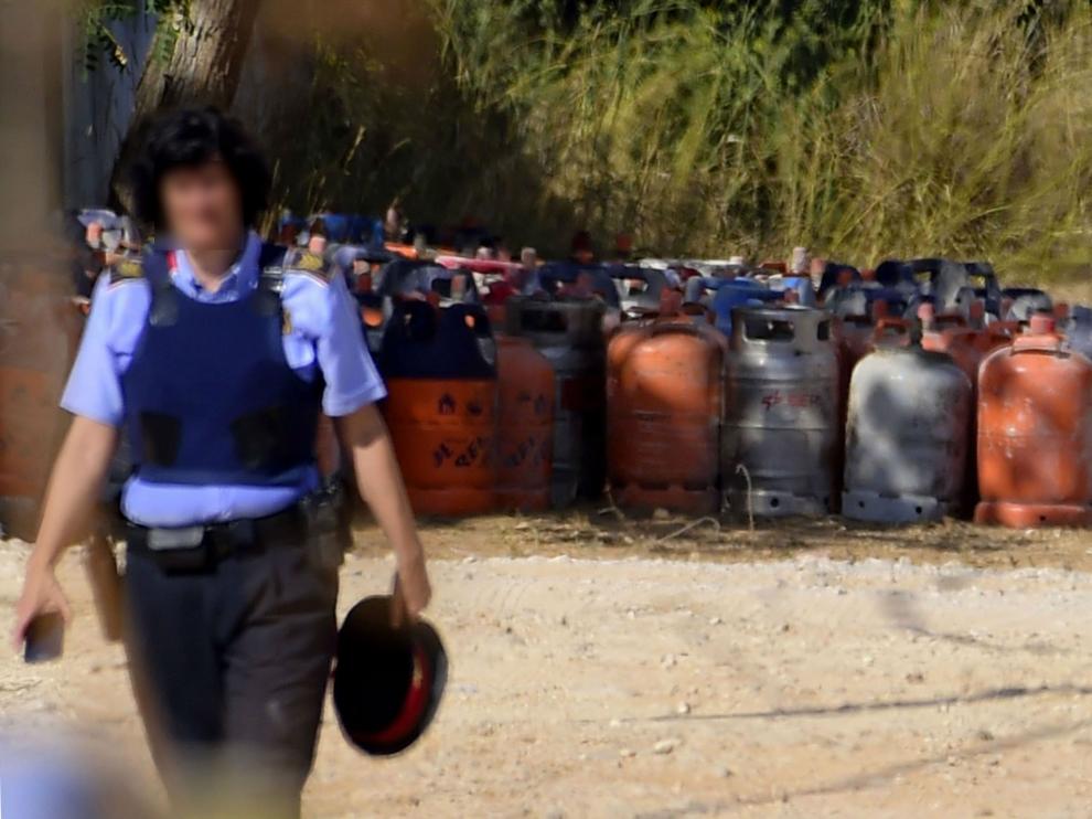 Bombonas de butano encontradas en Alcanar