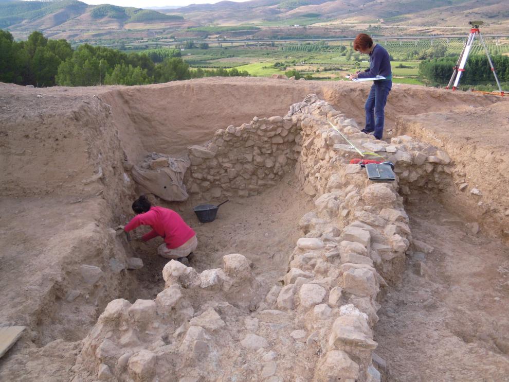 Los trabajos han incluido un área de excavación de un centenar de metros cuadrados del yacimiento.