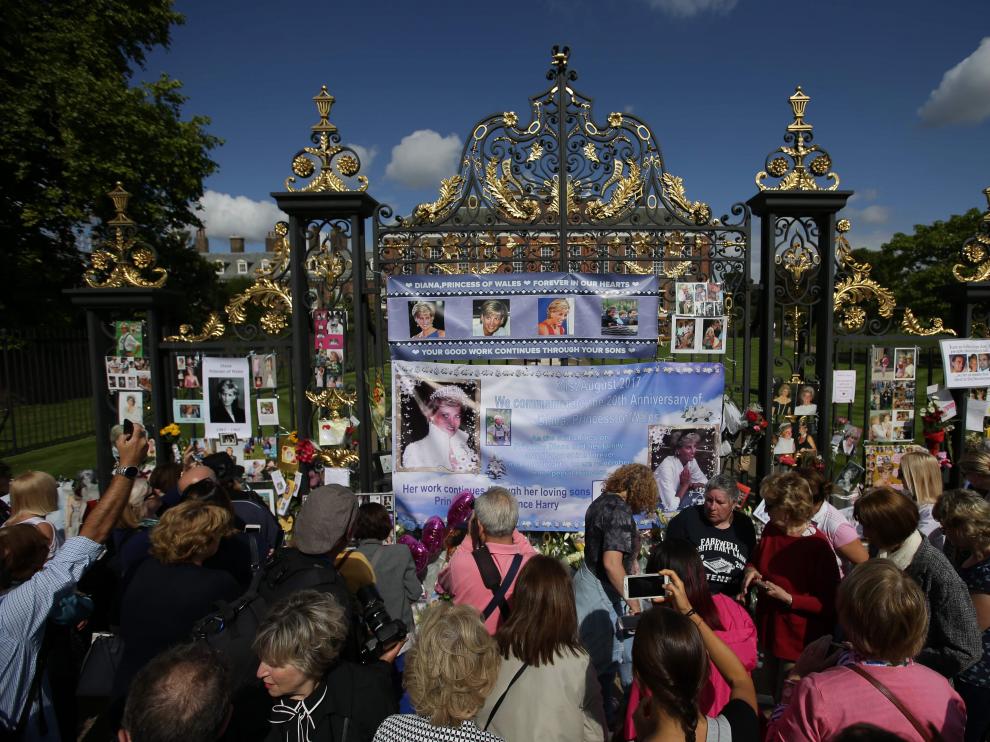 Los príncipes, nietos de la reina Isabel II, han decidido pasar esta fecha en la intimidad, después de honrar a su madre a través de un reciente documental.