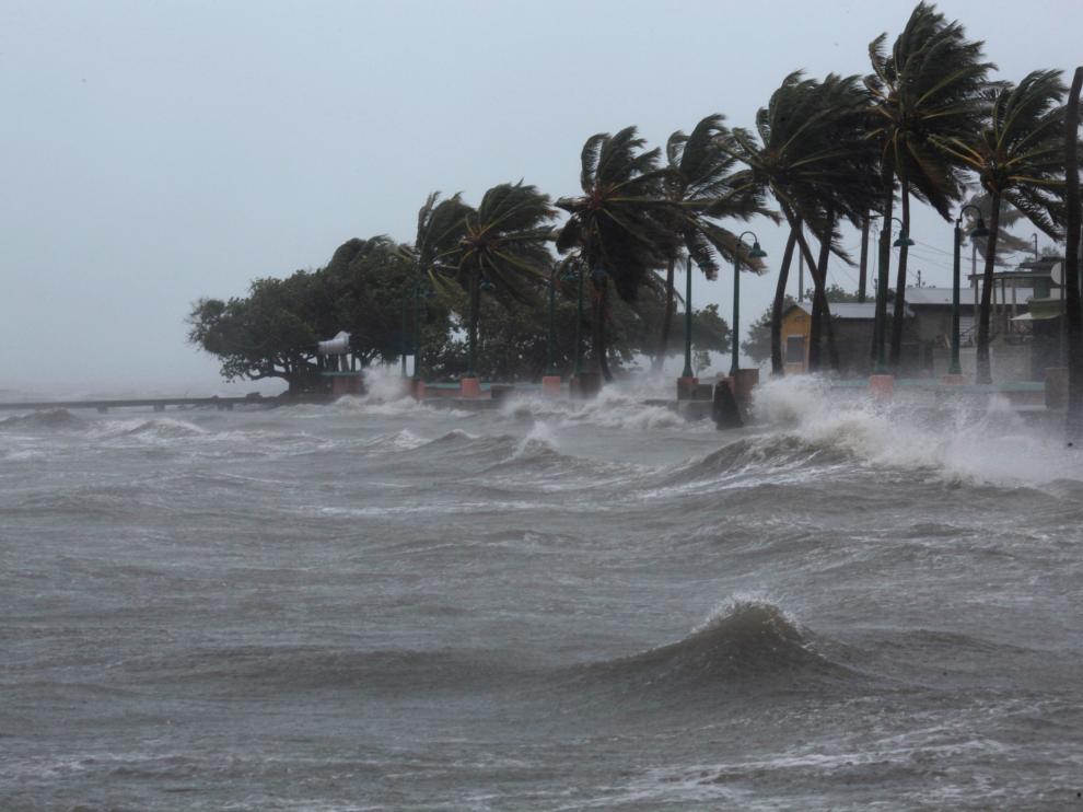 El huracán Irma está devastando las zonas por las que pasa.