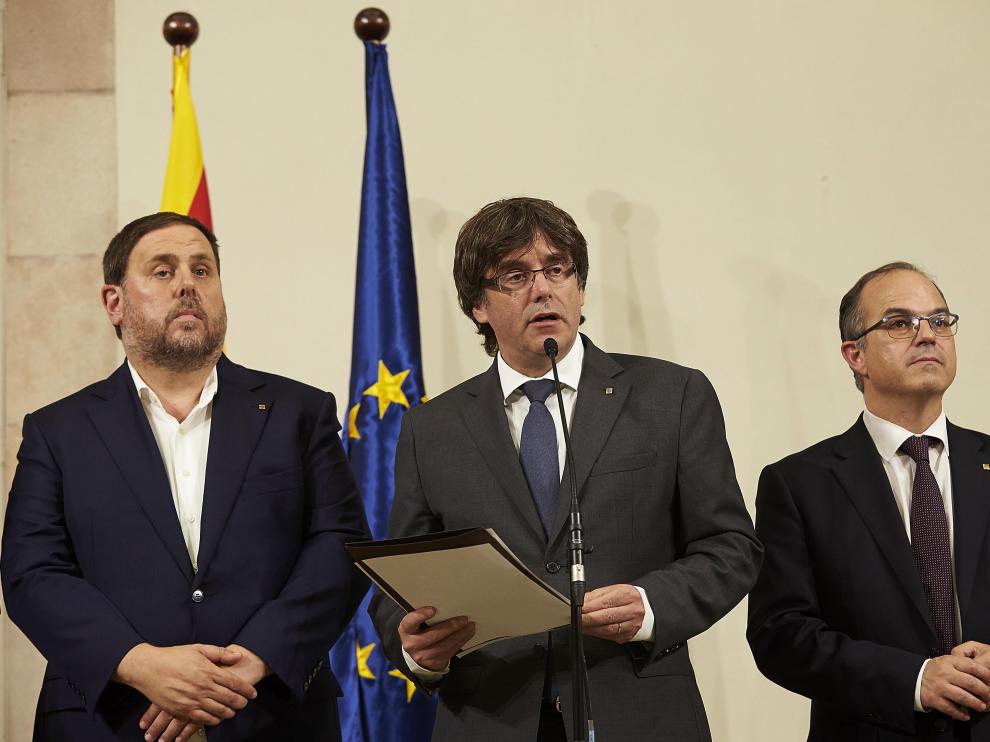 El Gobierno catalán envió una carta a los alcaldes catalanes para avisarles de que deben ceder locales para el 1-O.