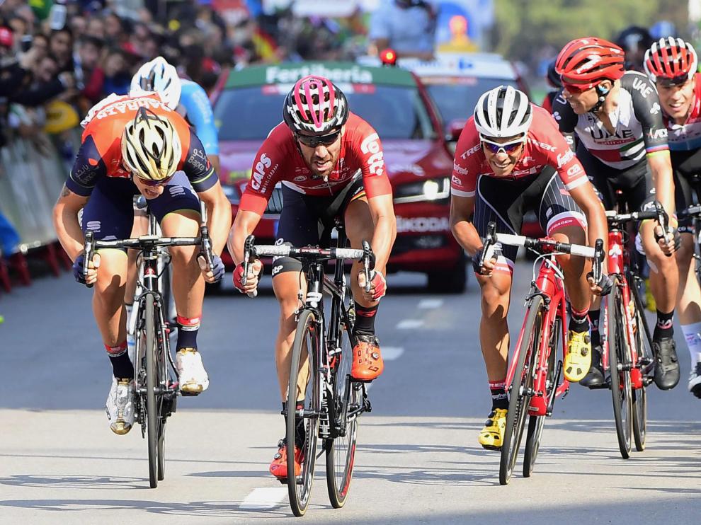 El ciclista belga ha cruzado primero la meta.