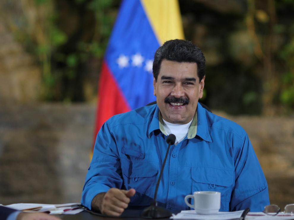 Maduro durante una reunión con los ministros.