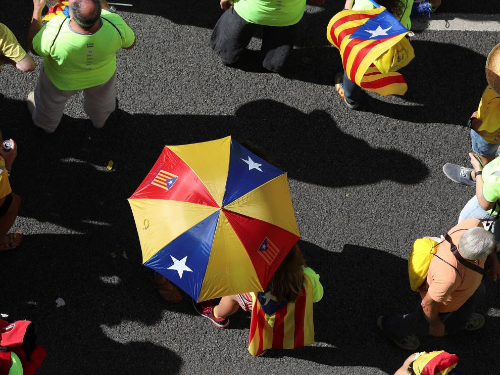 "Los otros catalanes" dicen que no acuden a las manifestaciones ni ponen banderas en los balcones.
