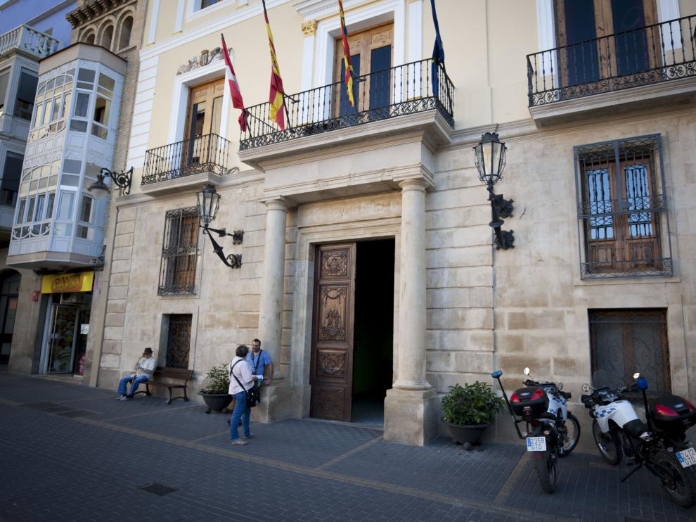 Fachada del Ayuntamiento de Caspe