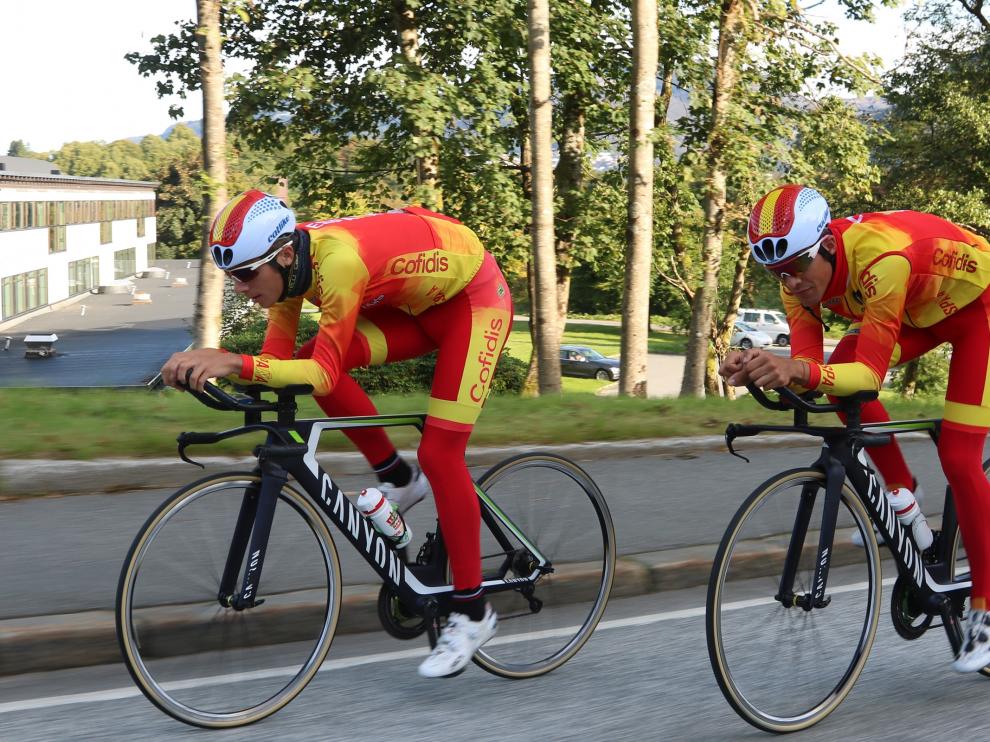 Castrillo y Samitier, durante un entrenamiento.