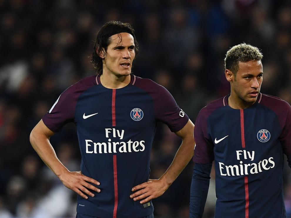 Cavani y Neymar, en el partido.