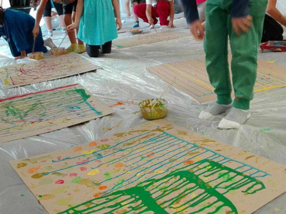 Los más pequeños despliegan su arte en 'Líneas monstruosas'