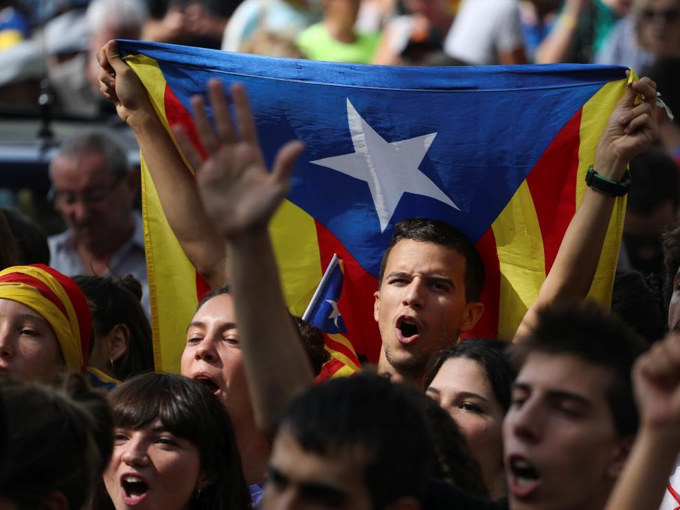 Manifestación frente al Palacio de Justicia de Cataluña.