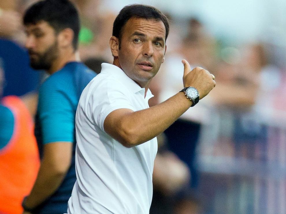Javi Calleja, en el banquillo del Villarreal.