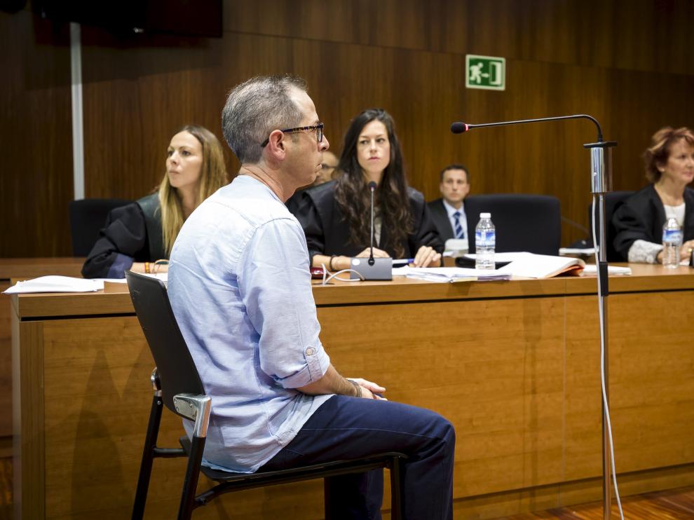 El condenado, Francisco Canela, durante la celebración del juicio en la Audiencia Provincial.