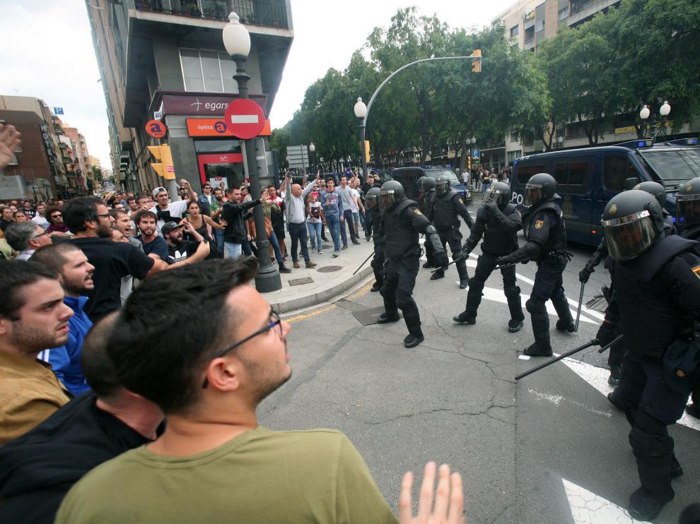 Referéndum ilegal en Cataluña
