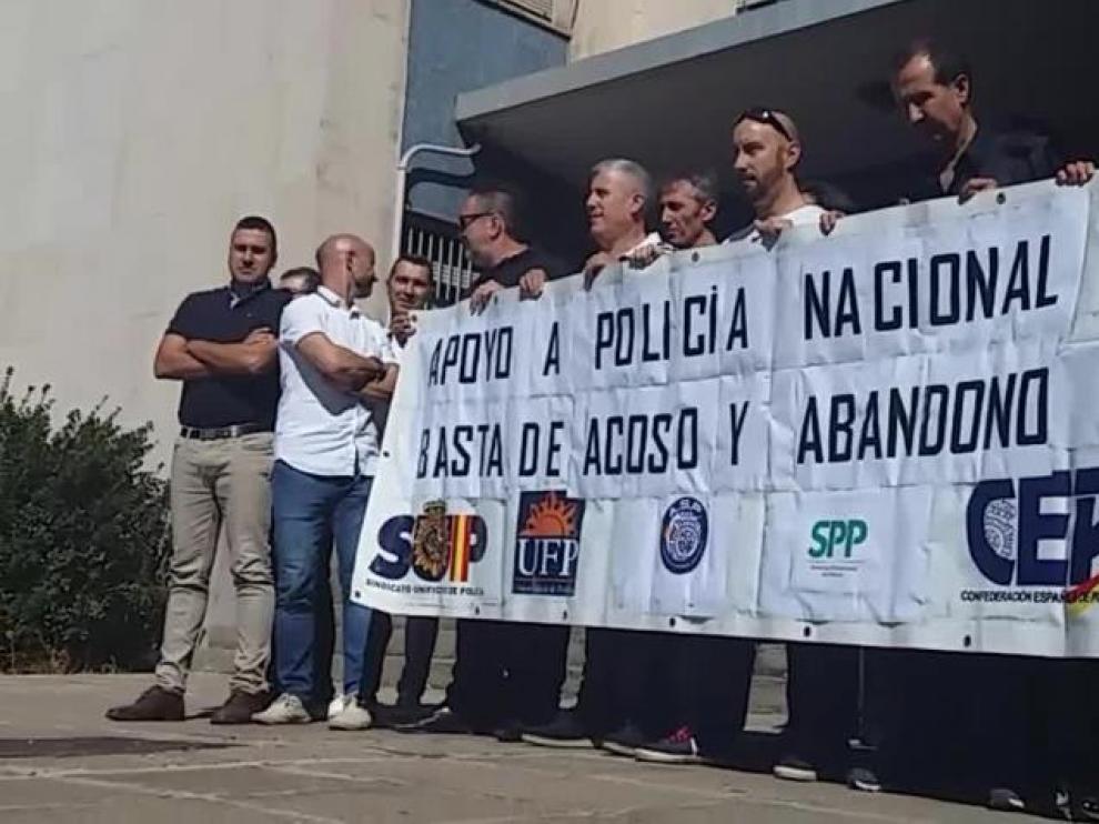 Zoido: "Policía Nacional y Guardia Civil no abandonarán ningún hotel"