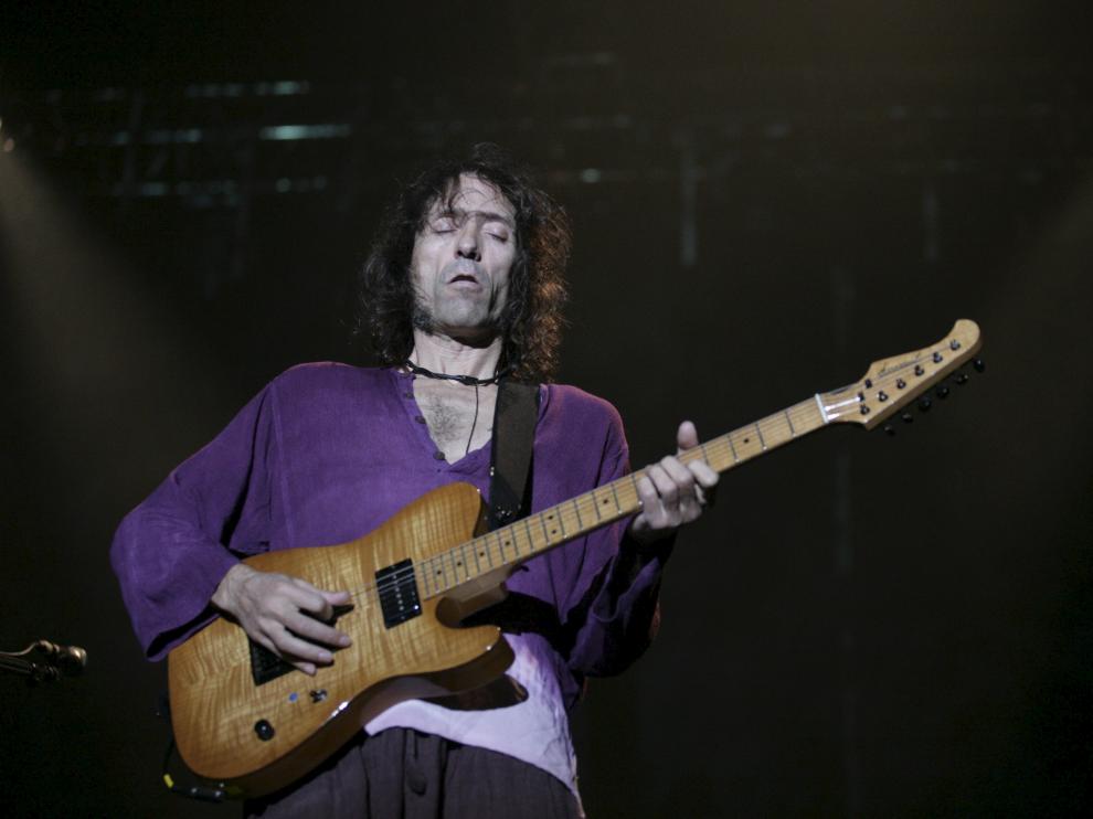 Iniesta, en un concierto en 2008 en Zaragoza.