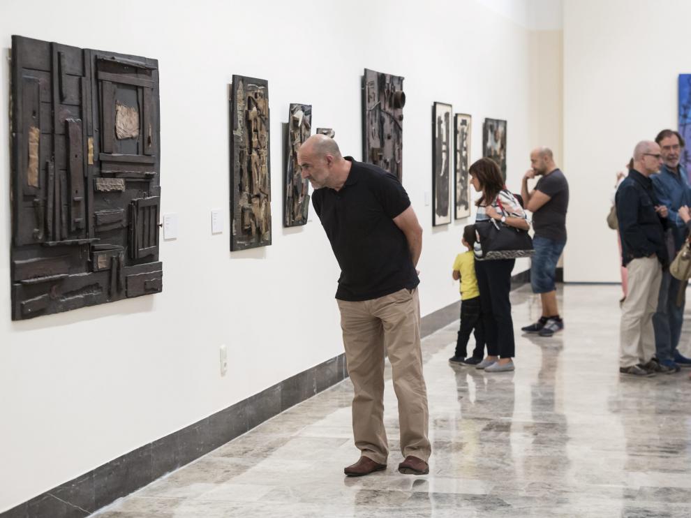 Una exposición en el Museo de Zaragoza.