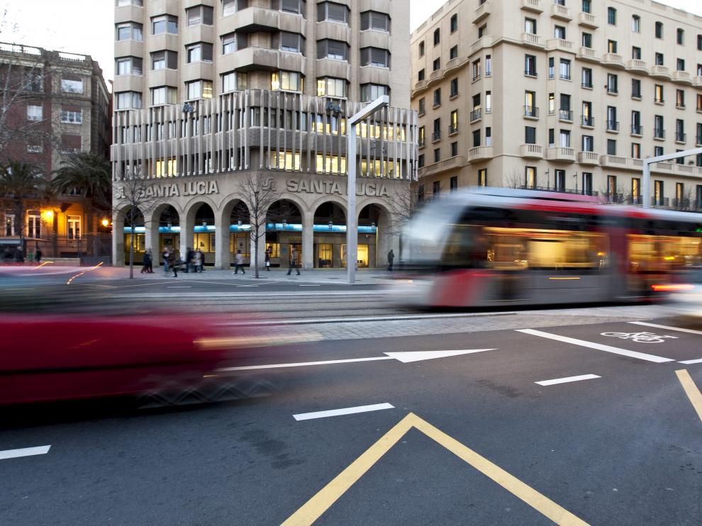 El tranvía ha sido una de las irrupciones que más cambios ha producido en la movilidad de la ciudad en los últimos años.