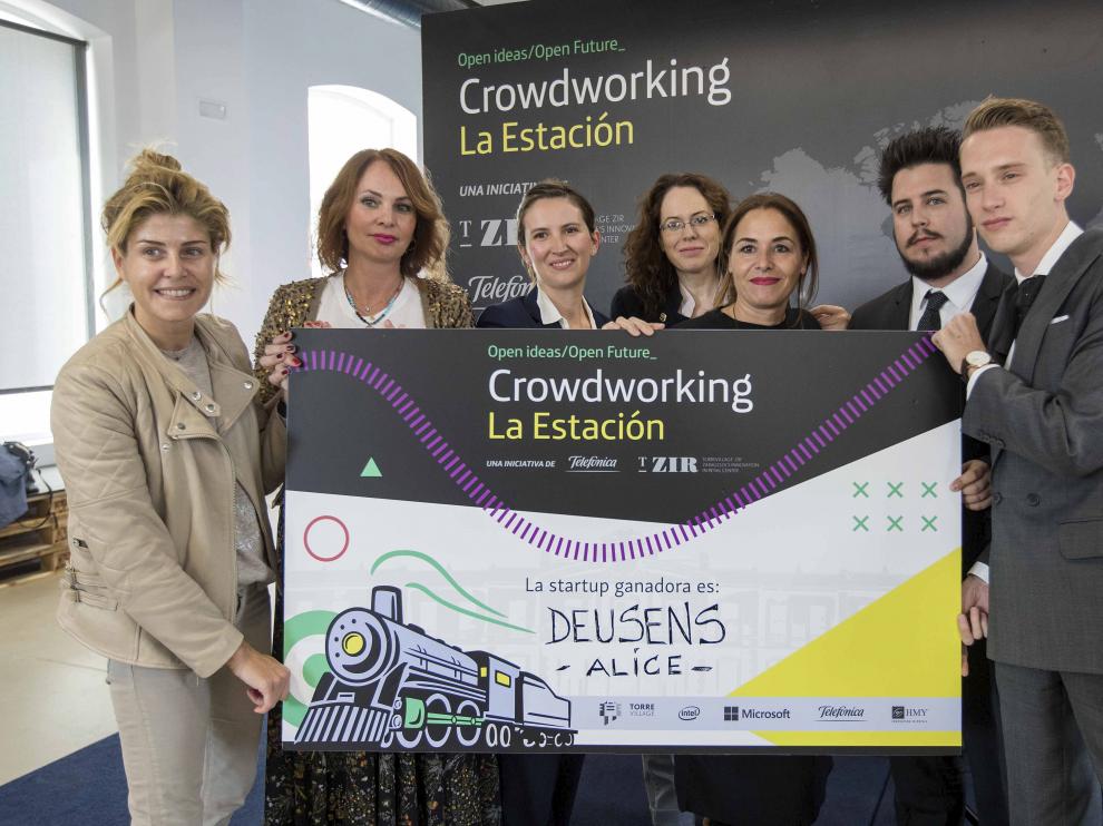 Almudena Moreno (Telefónica); Carmen Herrarte (T_ZIR); Azucena Elbaile (Barrabés); Diana Pottecher (mentora); MªJosé Sanz (Liderlamp) y Guillermo Zaragozano y Álvaro Antoñanzas (Deusens).