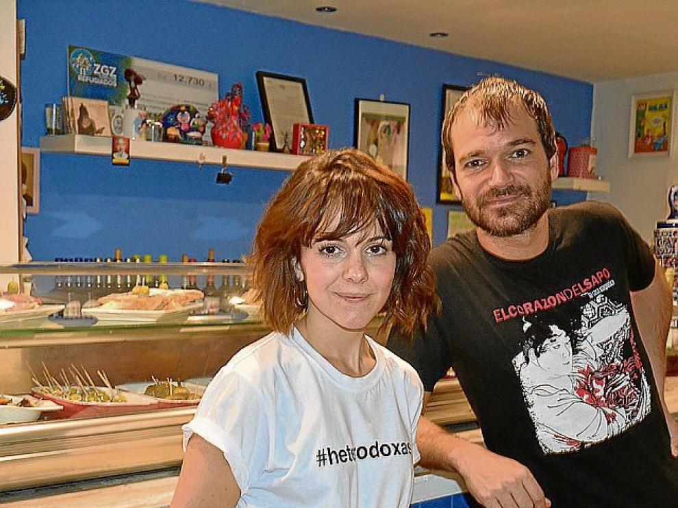 Pablo Chueca y Sara Ruiz, propietarios del bar Gilda.