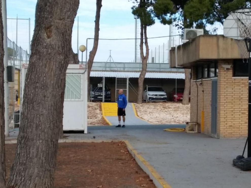 Toquero, esta mañana en la Ciudad Deportiva cuando se encaminaba hacia el gimnasio a solas.