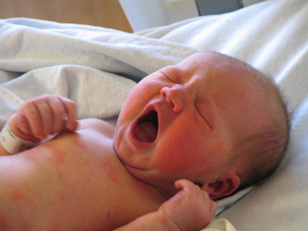 El apellido nos 'marca' como miembros de nuestra familia desde el momento en que nacemos.