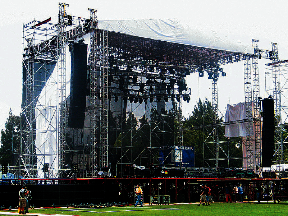 Estadio del Ejército de Guatemala, lugar del concierto de Héroes del Silencio