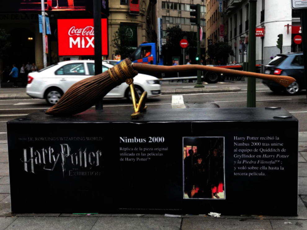 Así quedó el palo de la recreación de la Nimbus 2000.