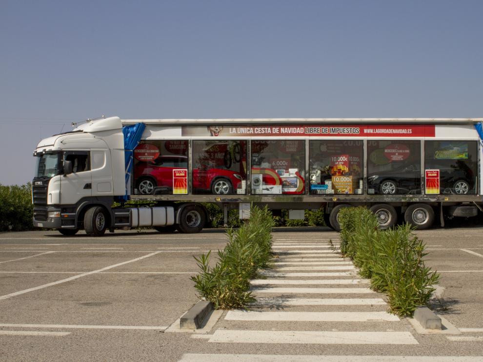 El camión se encuentra repleto de regalos valorados en 200.000 euros, libres de impuestos.