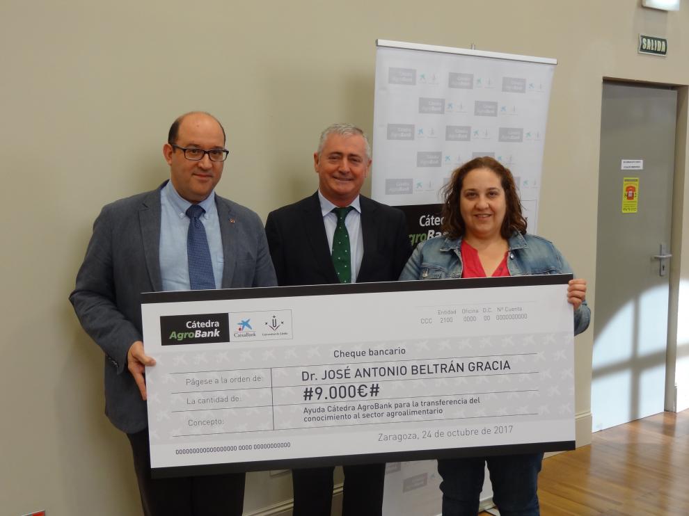 Entrega del premio de la cátedra AgroBank