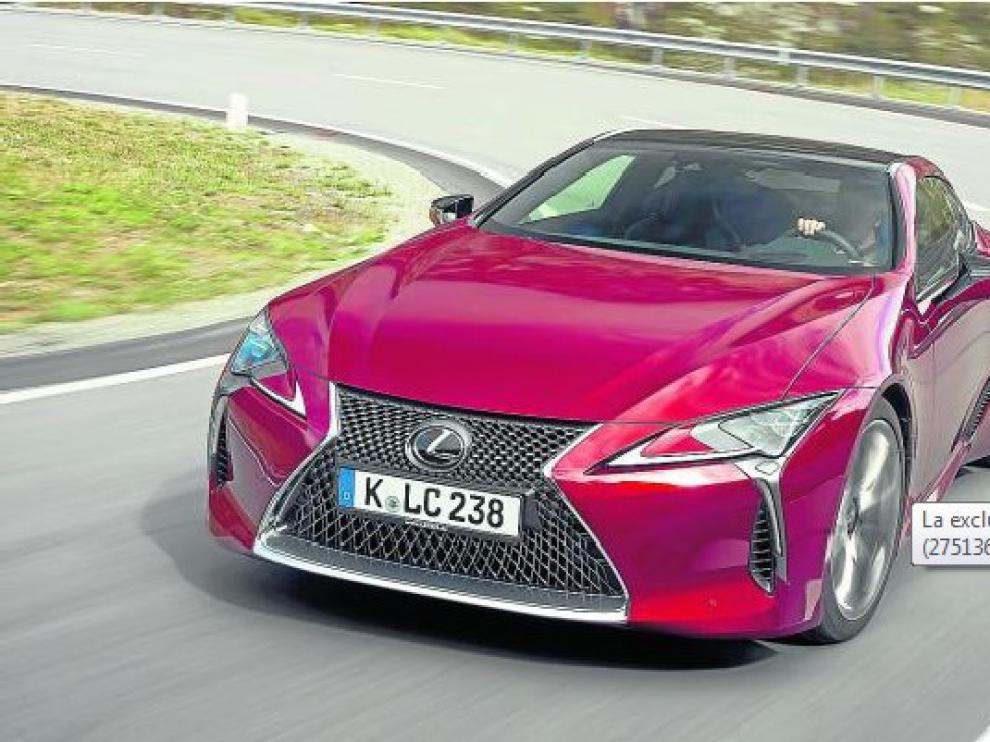 El Lexus LC, un deportivo refinado con acabados artesanales.