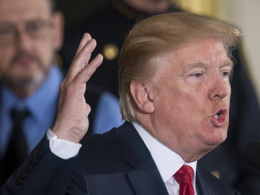 Trump declara la crisis de opiáceos una "emergencia de salud pública"
