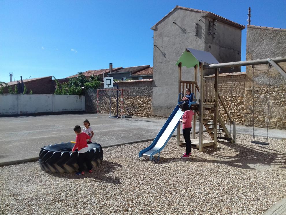 Colegio de Bello, uno de los más pequeños de Aragón con solo 3 alumnos.