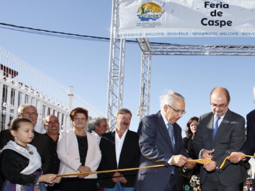 Lambán inauguró la XXXVII edición de la Feria Agrícola, Ganadera, Industrial y Comercial del Bajo Aragón