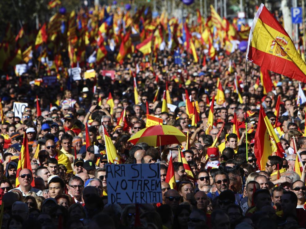 Masiva manifestación en Barcelona por la convivencia