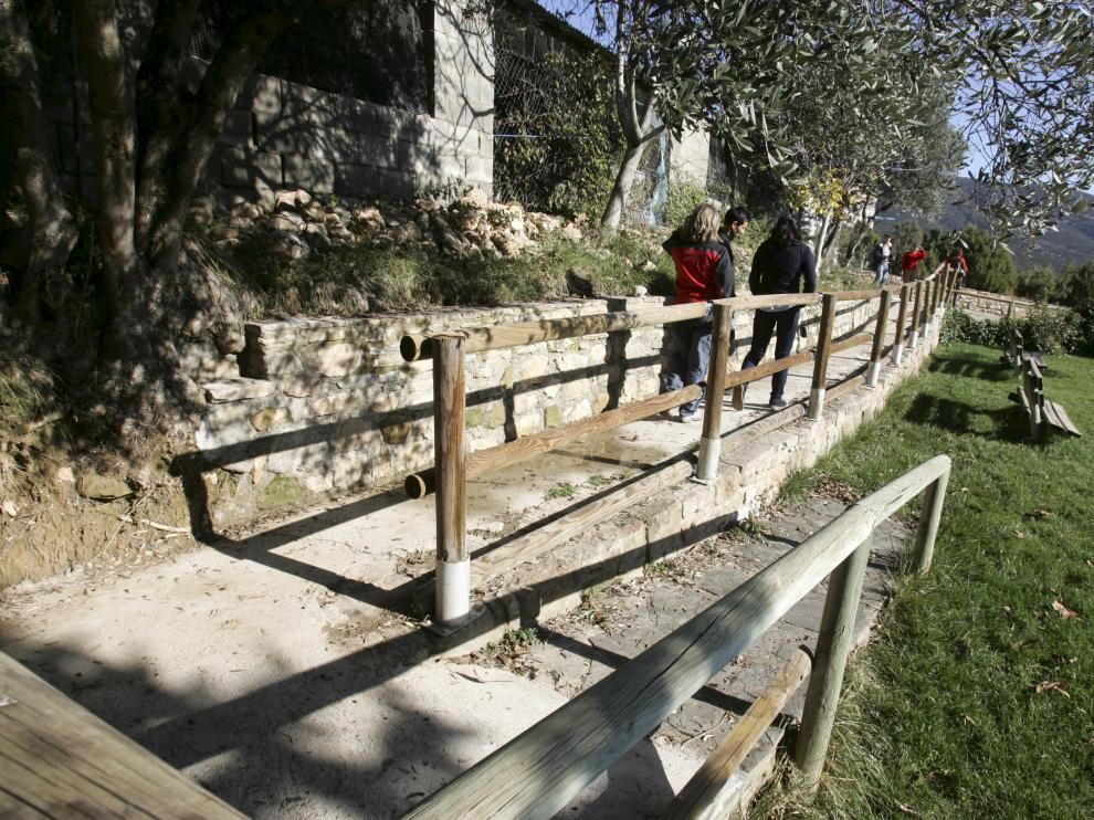 Visitantes en el Observatorio de aves necrófagas de Santa Cilia de Panzano.