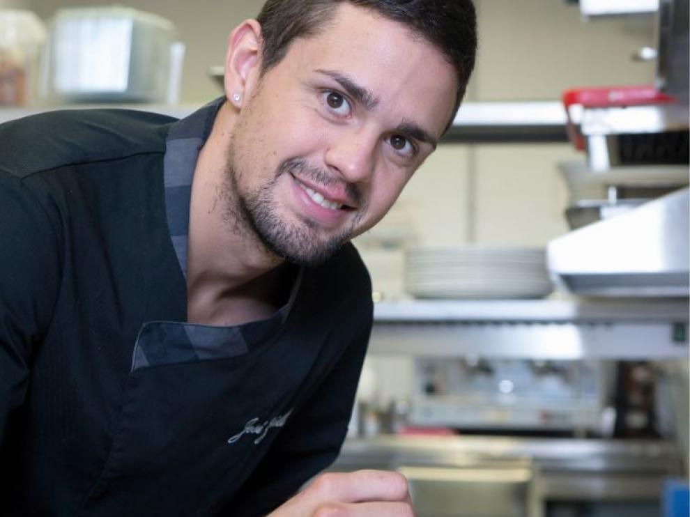 El chef del restaurante La Cucharilla Hotel Mas Monzón, Jo´se Guillén.
