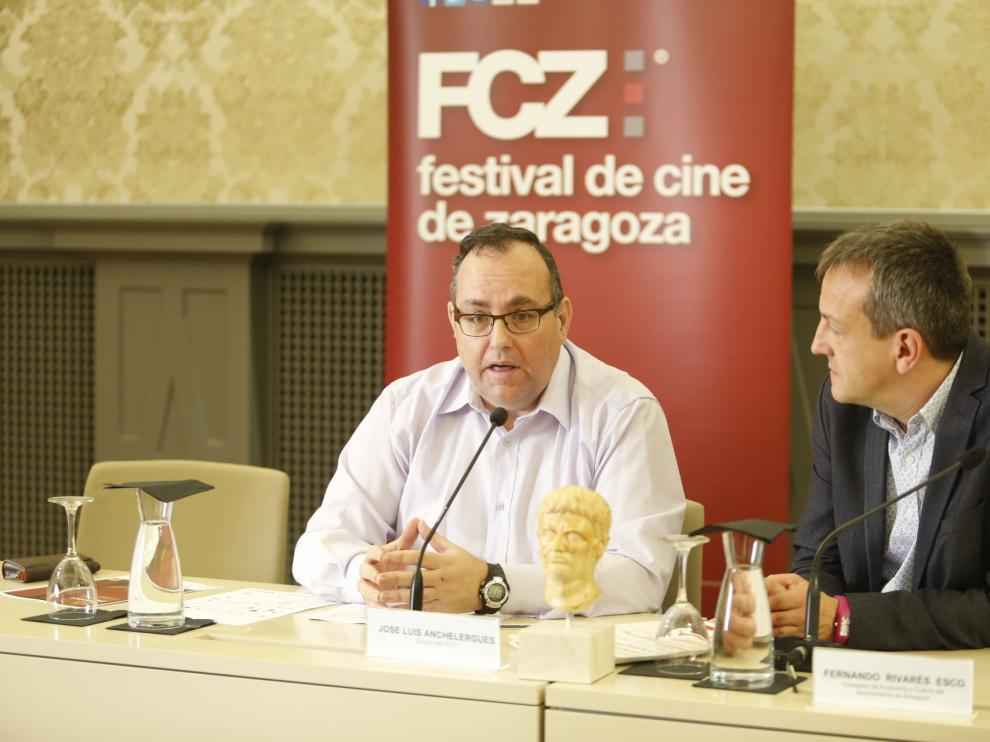 José Luis Anchelergues y Fernando Rivarés presentaron el XXII Festival de Cine de Zaragoza.