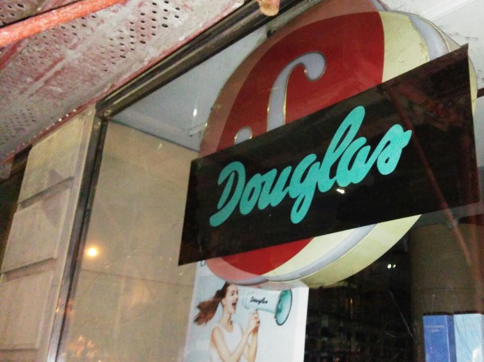 Eroski vendió la marca de perfumerías If a Douglas y, con ello, parte de sus tiendas.