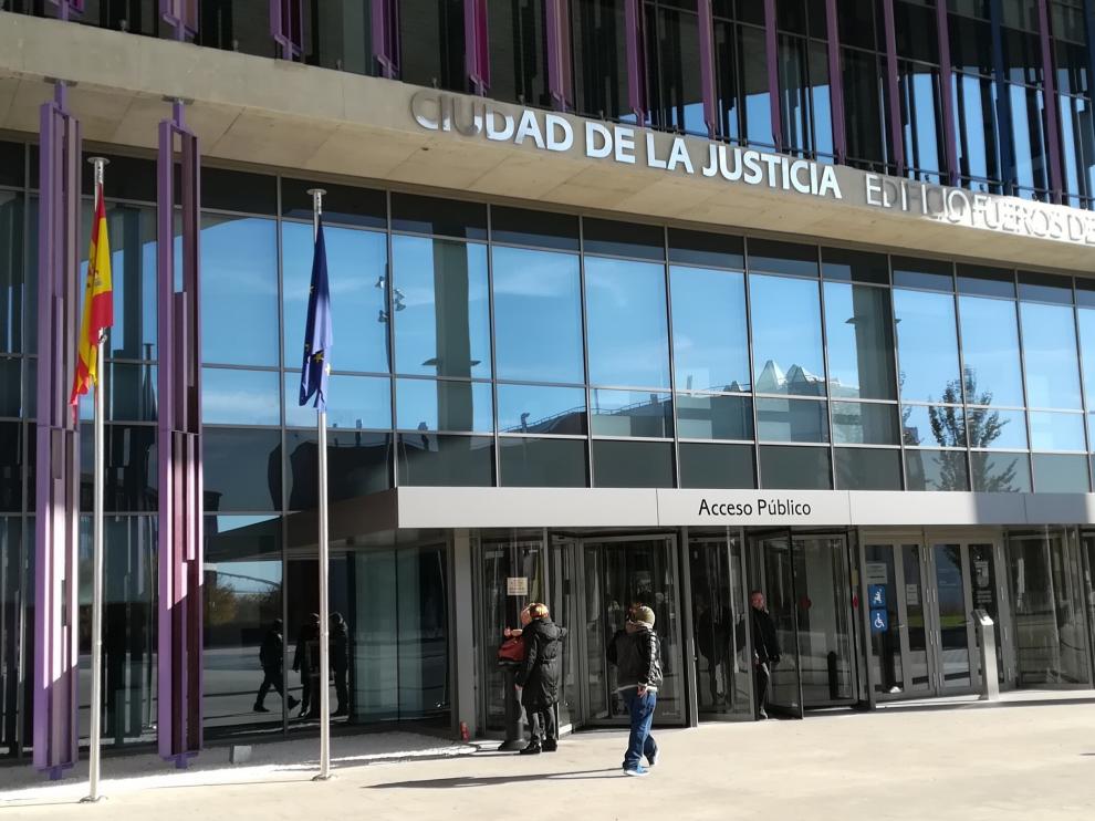 El juicio se celebró este martes en la Ciudad de la Justicia de Zaragoza.