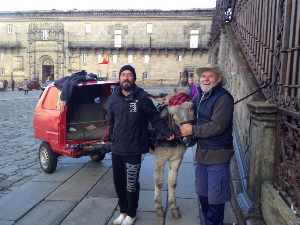 Un momento de su llegada a la catedral de Santiago.