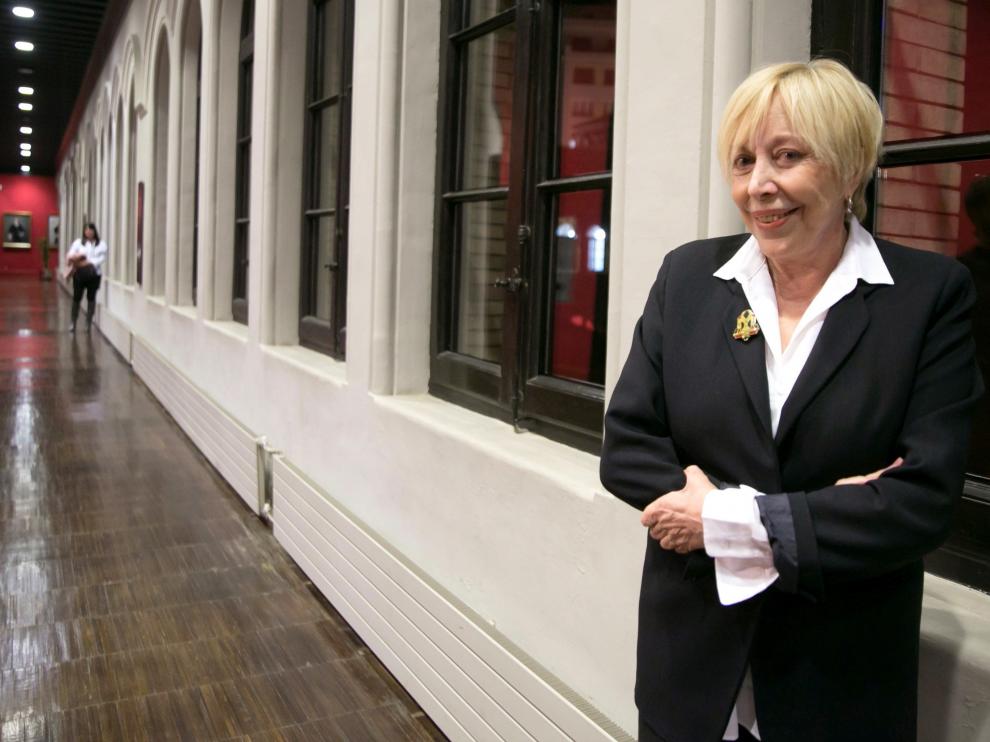 Rosa María Sardà devuelve la Cruz de Sant Jordi