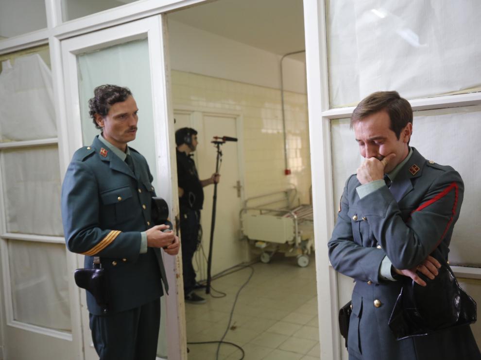 Manuel Toro y Raúl Sanz ruedan una escena de 'Una mañana de invierno'.