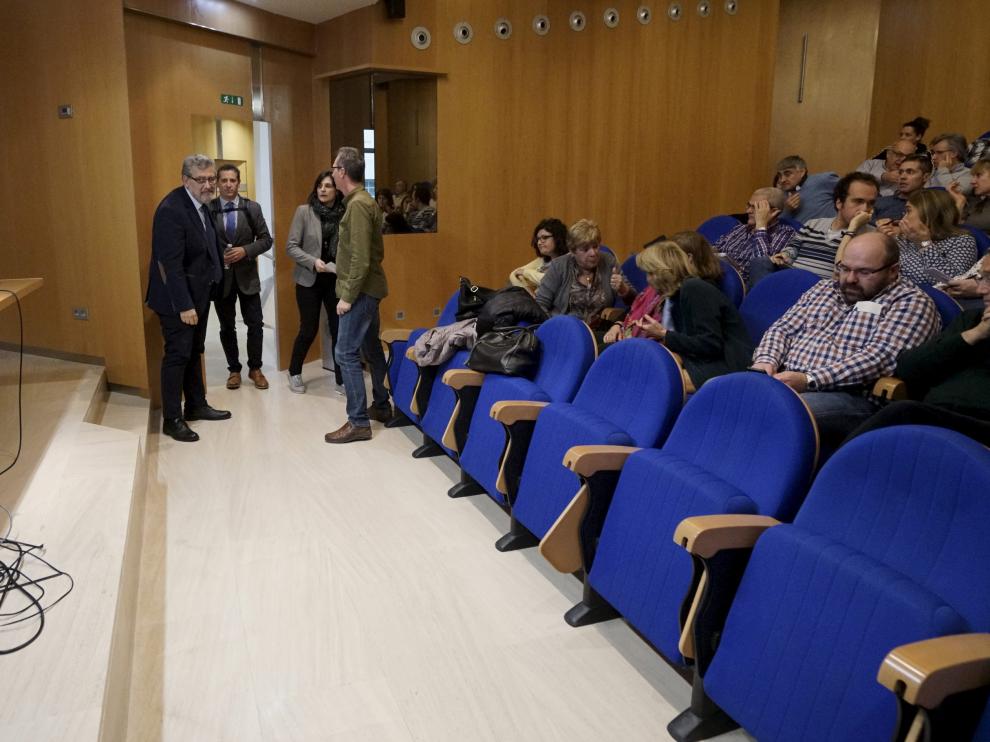 El rector, José Antonio Mayoral, en la reunión que ha mantenido este martes con docentes en el Campus de Teruel