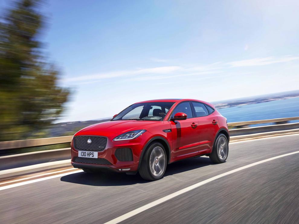 El nuevo E-PACE presenta un diseño deportivo con llantas de aleación de 21 pulgadas.
