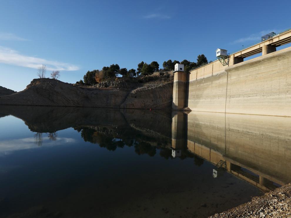 El nivel del pantano del Arquillo, en Teruel, no estaba tan bajo desde 1995.